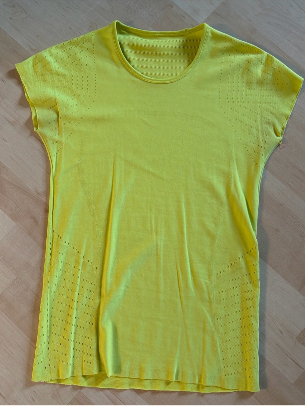 Lululemon Time Warp Short Sleeve Shirt Split Pea Yellow 6